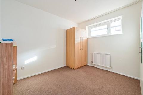 undefined, Saltram Close, N15, Tottenham, London, N15