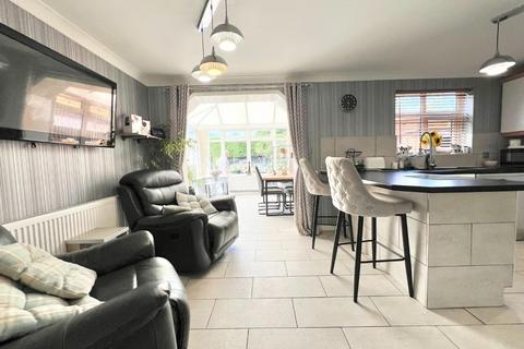 3 bedroom detached house for sale, Armstrong Drive, Willington, Crook