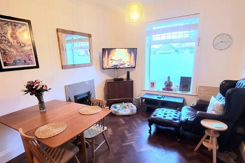 2 bedroom apartment for sale, Richmond Park Road, Bournemouth, Dorset, BH8