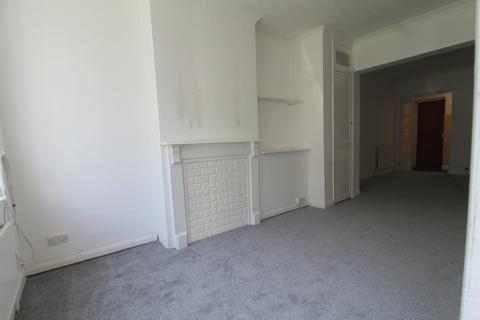 3 bedroom terraced house for sale, Elm Road, Gillingham, Kent, ME7