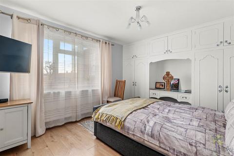 undefined, Waterside, Evesham WR11