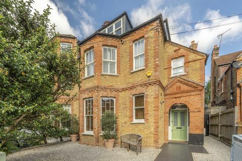 1 bedroom flat to rent, Criffel Avenue, London SW2