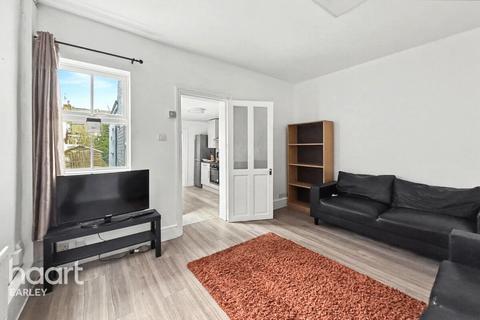 undefined, Kings Road, READING