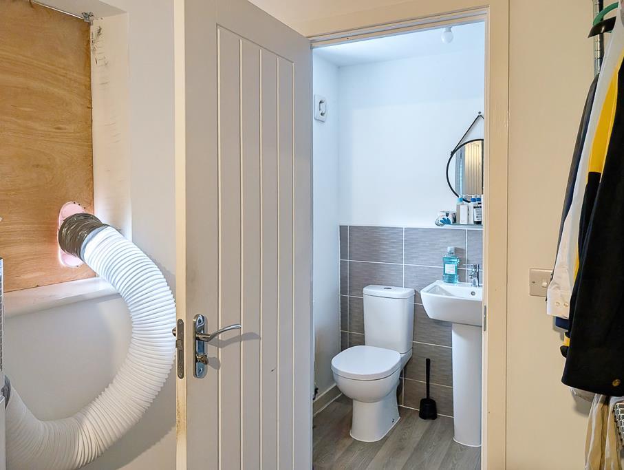 PXL 20250821 085908398.jpg