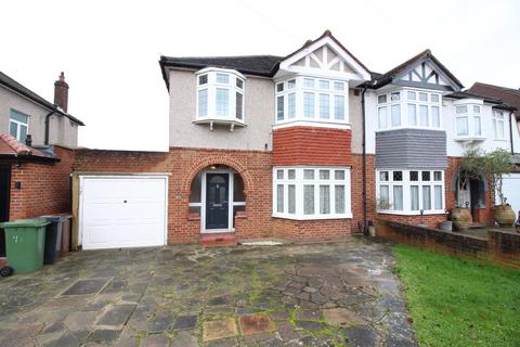 3 bedroom semi-detached house to rent, Edenfield Gardens, Worcester Park KT4