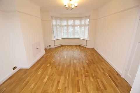 3 bedroom semi-detached house to rent, Edenfield Gardens, Worcester Park KT4