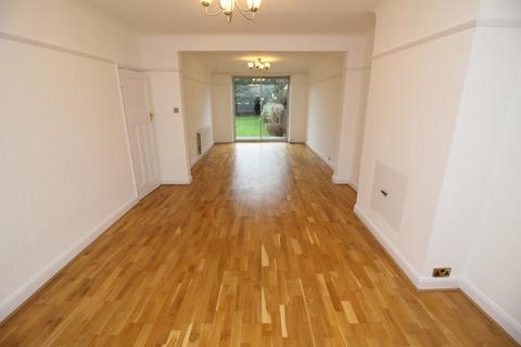 3 bedroom semi-detached house to rent, Edenfield Gardens, Worcester Park KT4
