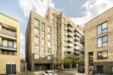 undefined, Madeira Street, London E14