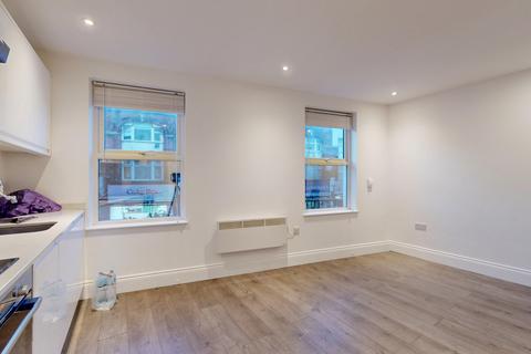 undefined, Ballards Lane, London, N12, North Finchley, N12