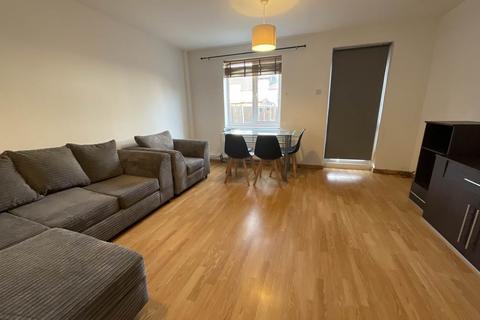 undefined, Emerald Close, , London