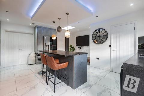 5 bedroom terraced house for sale, Eastern Avenue, Ilford, IG2