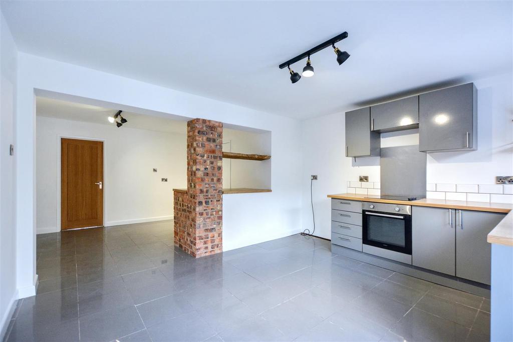 Kitchen Diner 5.jpeg