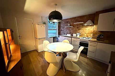3 bedroom apartment to rent, Campo Lane, Sheffield