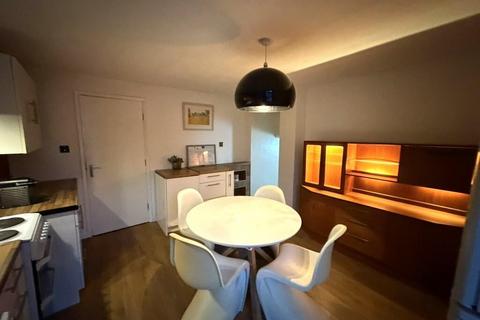 3 bedroom apartment to rent, Campo Lane, Sheffield