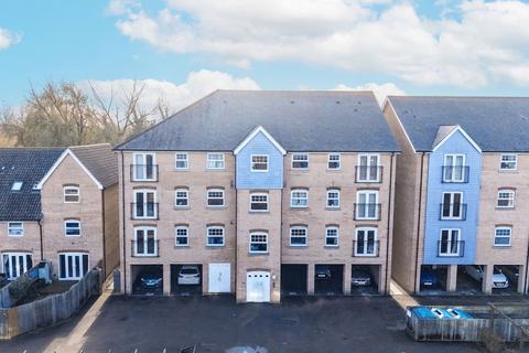 2 bedroom flat for sale, Dobede Way, Ely CB7