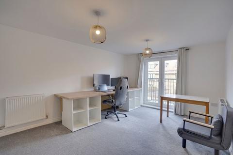 2 bedroom flat for sale, Dobede Way, Ely CB7