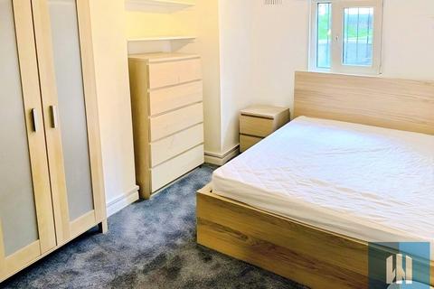 undefined, Burchett Grove, Woodhouse, Leeds, LS6