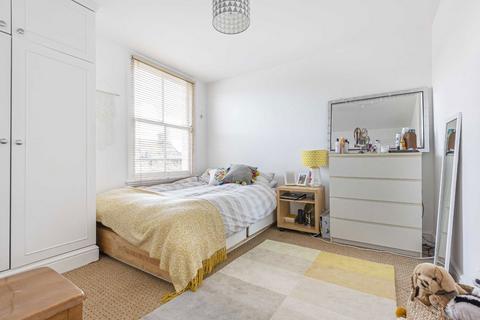 undefined, St. Luke's Avenue, London SW4