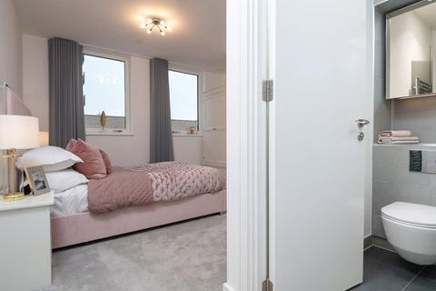 2 bedroom apartment to rent, Ashwell House, Healum Avenue, Southall, UB2