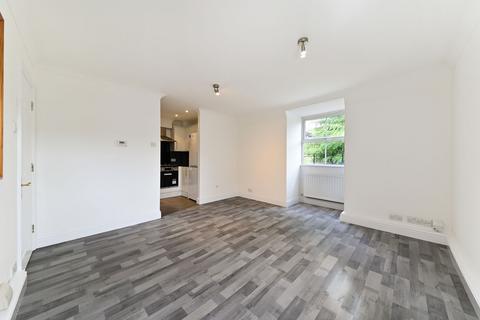 2 bedroom flat to rent, Lovelace Gardens, Surbiton KT6