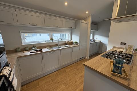 2 bedroom park home for sale, Canvey Island, Essex, SS8