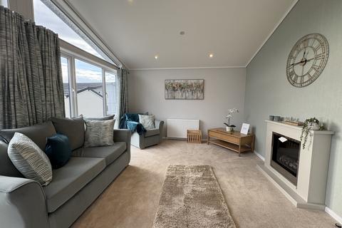 2 bedroom park home for sale, Canvey Island, Essex, SS8