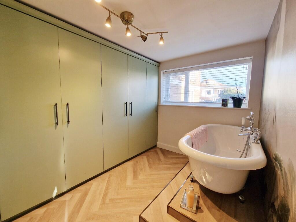 212132 BURRES0072 IMG 08 0000.jpeg