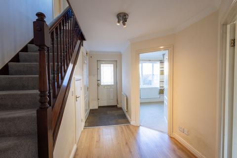 undefined, Leveret Way, Batley