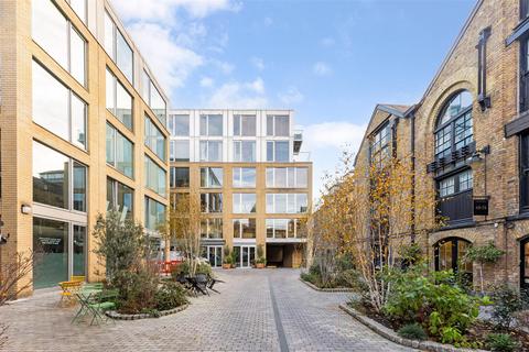 undefined, 169 Tower Bridge Road, London