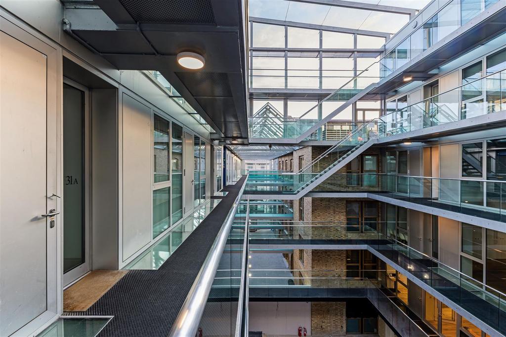 101123 31 B Maltings Place Tower Bridge Road-21.jpg