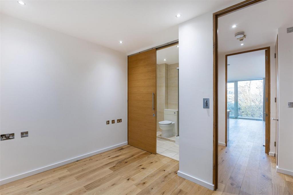 101123 31 B Maltings Place Tower Bridge Road-17.jpg