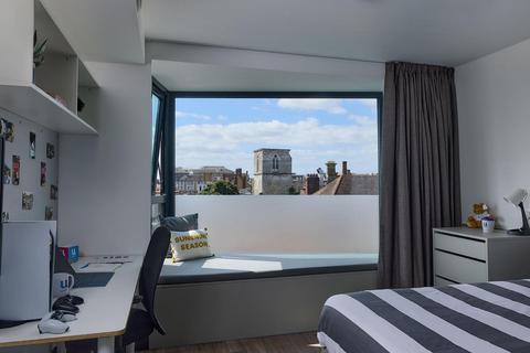 1 bedroom private hall to rent, Bargate House, Southampton
