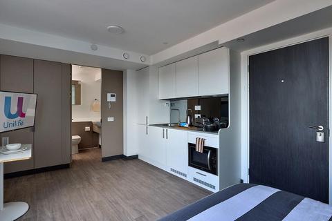 1 bedroom private hall to rent, Bargate House, Southampton