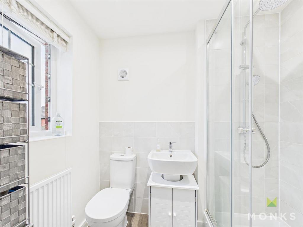 CAM05160 G0-PR0037-STILL026.jpg