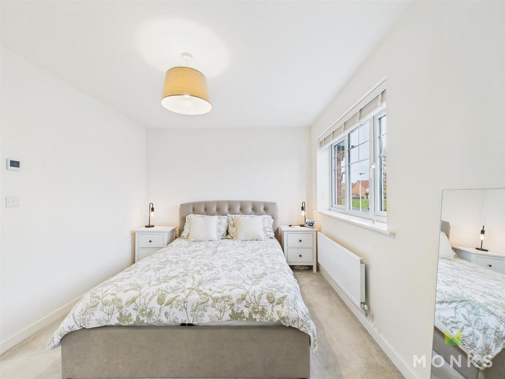 CAM05160 G0-PR0037-STILL023.jpg