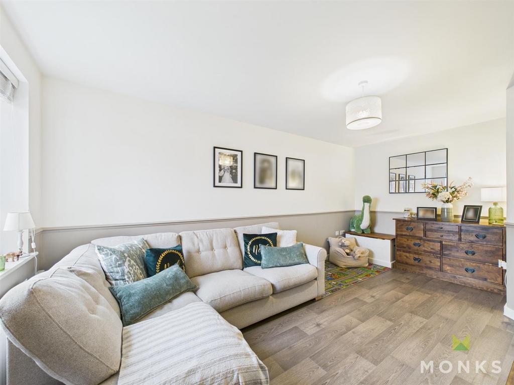 CAM05160 G0-PR0037-STILL004.jpg