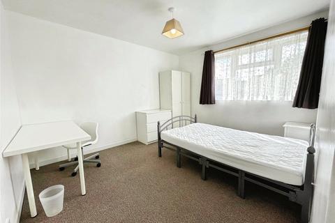 5 bedroom house to rent, Founder Close, Coventry, West Midlands, CV4