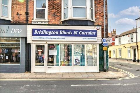 Retail property (high street) to rent, 2 South Cliff Rd Bridlington YO15 3AT