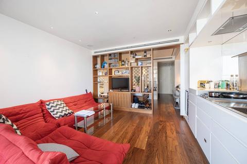 1 bedroom flat to rent, The Heron, City, London, EC2Y