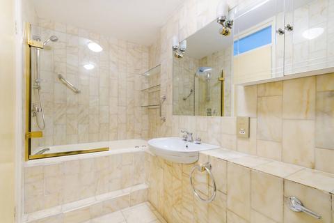 undefined, Anglesea Road, Kingston, Kingston upon Thames, KT1