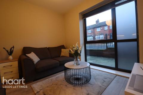 undefined, Cross Green Lane, Leeds