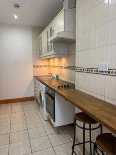 2 bedroom flat to rent, Church Street, Stoke Newington, N16