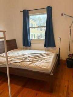 2 bedroom flat to rent, Church Street, Stoke Newington, N16