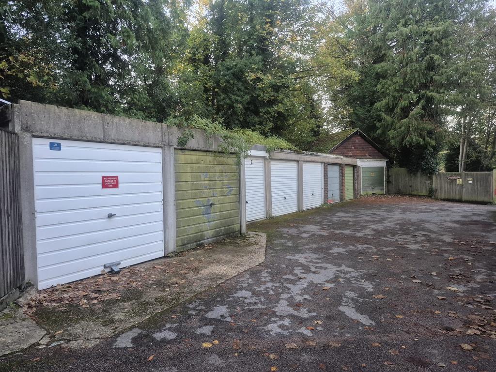 2a04a05a-cb34-4785-b655-2a2370f31661...