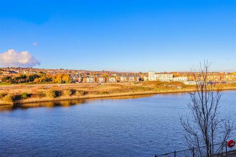 4 bedroom house for sale, Rhodfa Cambo, Barry