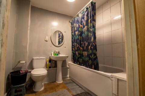 undefined, Pottery Terrace, Newport NP20