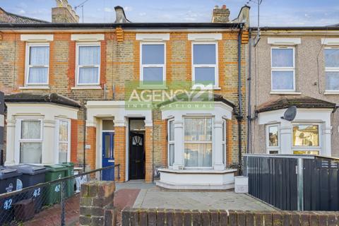 2 bedroom flat to rent, Goldsmith Road, Leyton, E10