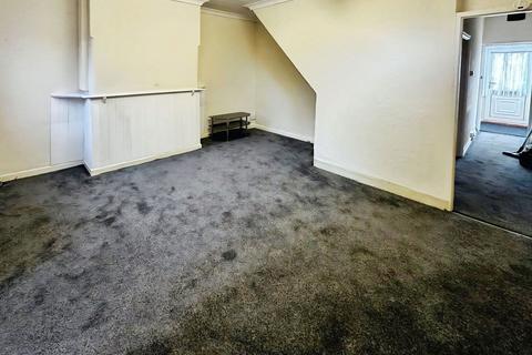 2 bedroom end of terrace house for sale, Beardshaw Avenue, Blackpool FY1