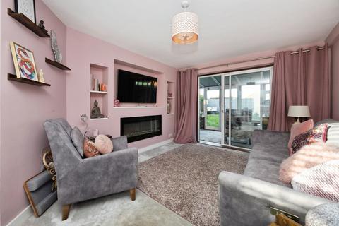 3 bedroom detached house for sale, Nettlefield, Ashford, TN24 9