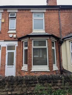 4 bedroom terraced house to rent, Nottingham NG7